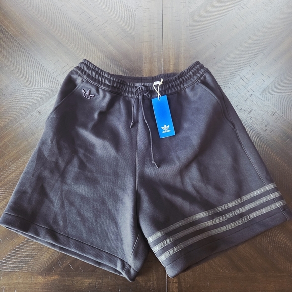 adidas Other - Adidas Originals Neuclassics Shorts IR9430 Size Small Men's NEW Black Loose Fit